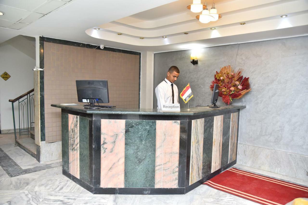 Royal Pyramids Hotel Cairo Exterior photo